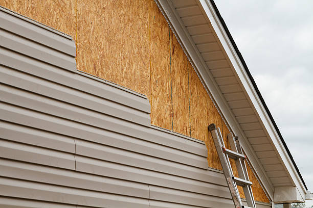 24/7 Emergency Siding Repair experts in Goshen, OH
